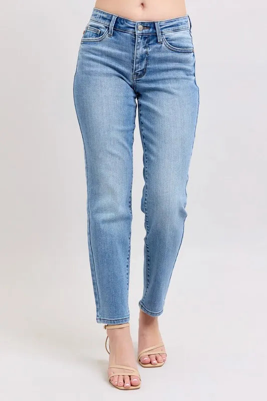 Judy Blue Full Size Mid Rise Vintage Wash Slim Jeans with Cell Phone Pocket Plus Size-Boohh