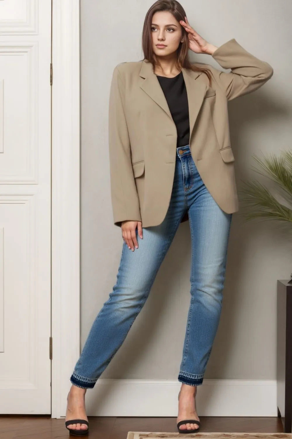 Judy Blue Full Size Mid Rise Rigid Magic Release Hem Jeans-Boohh
