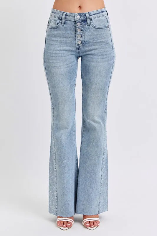 Judy Blue Full Size Mid Rise Rhinestone Side Panel Detail Flare Jeans Plus Size-Boohh